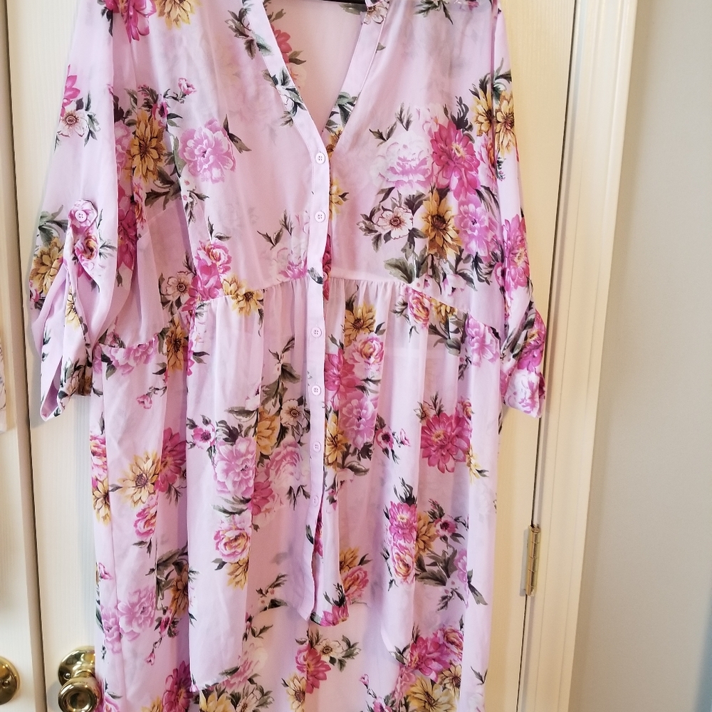 Torrid hi/lo chiffon top